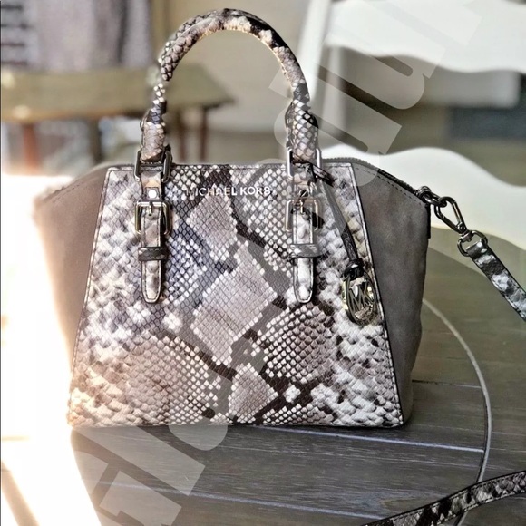 Michael Kors Medium Ciara - Picture 3 of 8